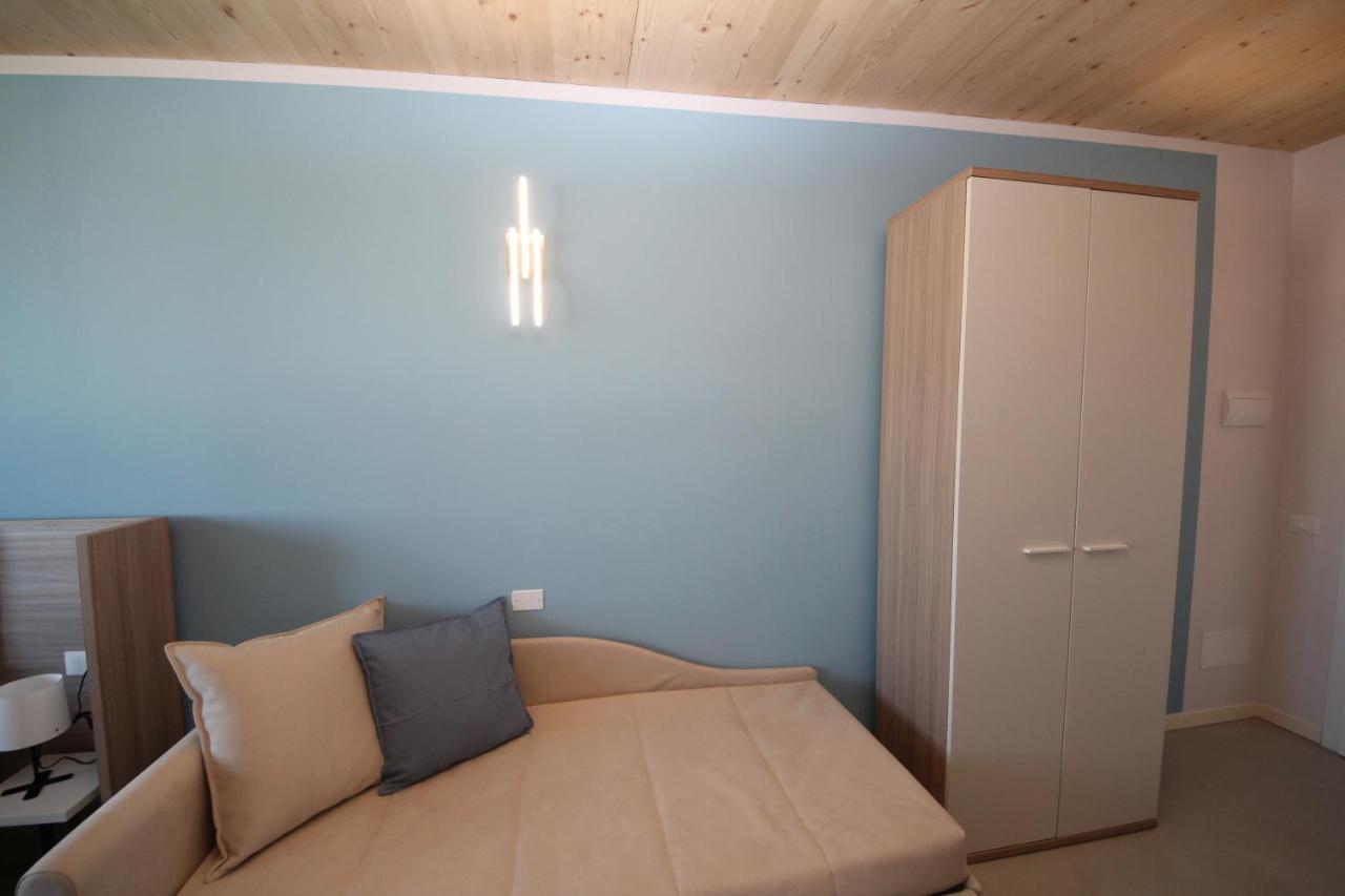 Ohana Holiday Rooms Розоліна-Маре Екстер'єр фото